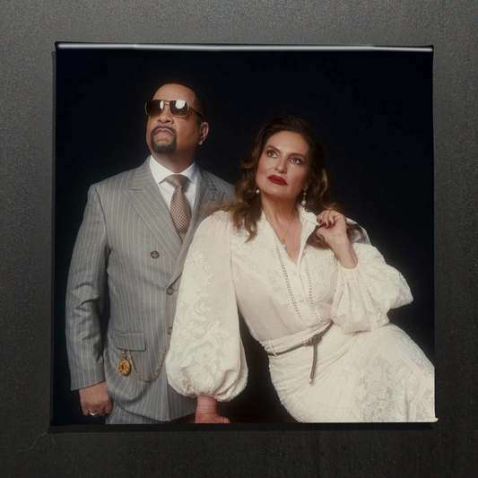 FINN AND LIV | LAW & ORDER SVU - 2.5” MAGNET