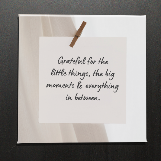 GRATEFUL FOR THE LITTLE THINGS - 2.5" MAGNET